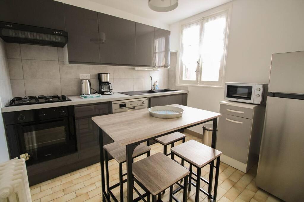 Joli T3 Renove / Wifi / Grand Parking Apartamento La Couronne  Exterior foto